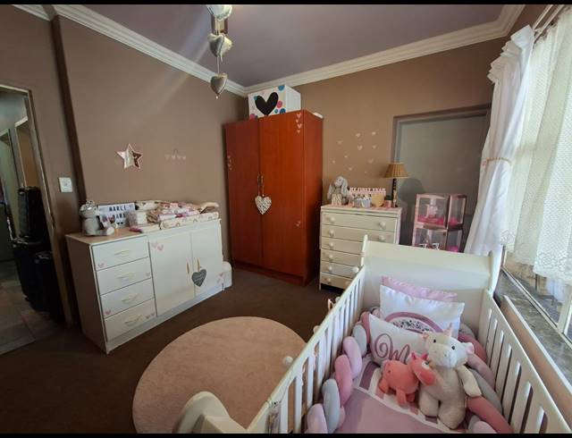 4 BEDROOM HOUSE FOR SALE IN THREE RIVERS